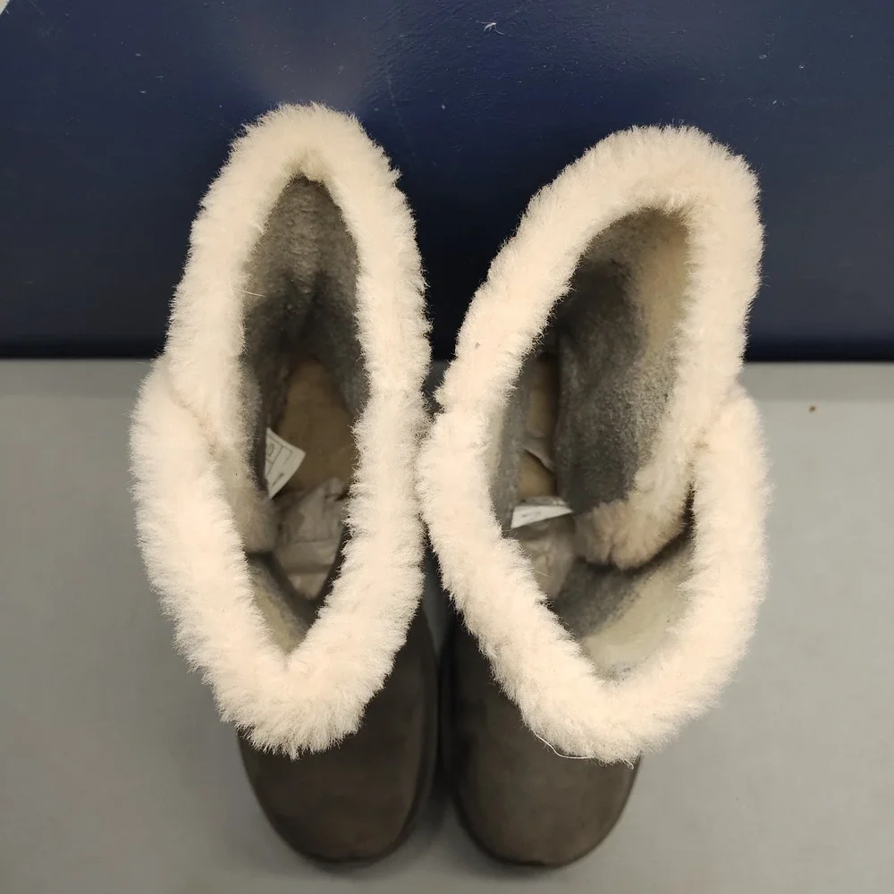 Koolaburra By UGG Kinslei Winter Boots Womens US Size 7 Gray Side Button 1096409